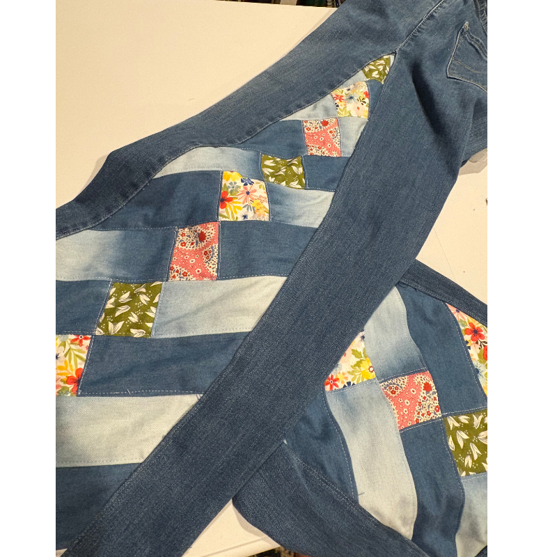 Boho Styled Levis 712 Slim Jeans